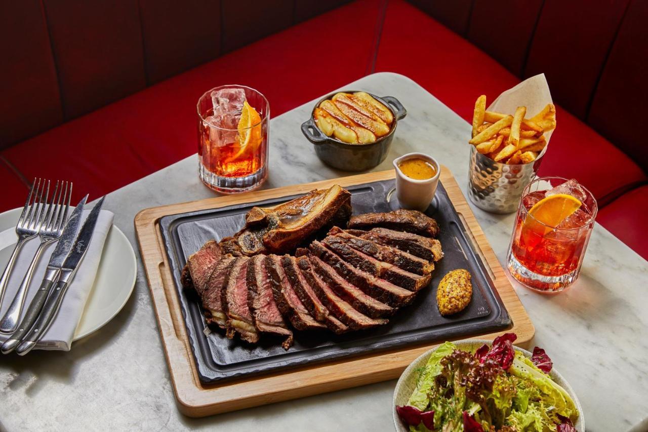 London Marriott Hotel Grosvenor Square Екстер'єр фото