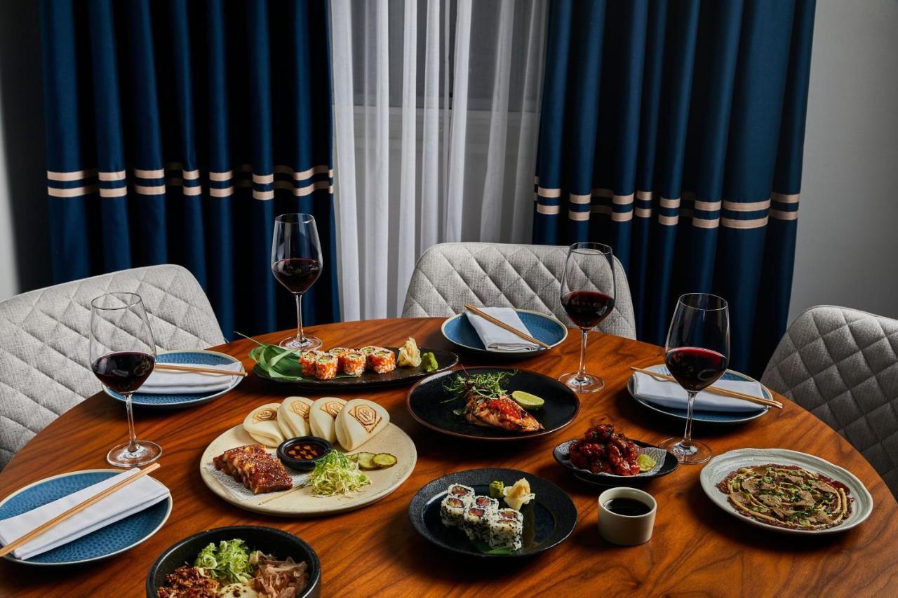 London Marriott Hotel Grosvenor Square Екстер'єр фото